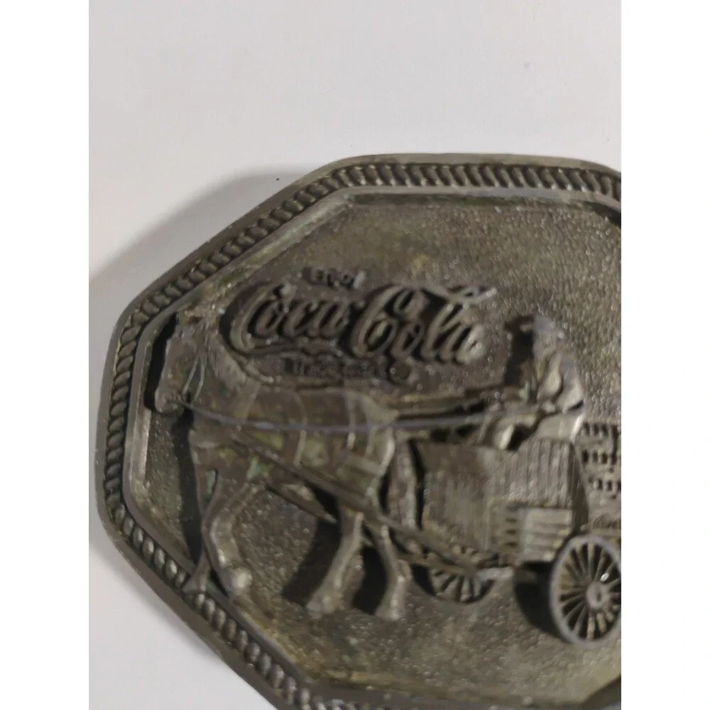 1980 COCA-COLA Belt Buckle Horsedrawn Wagon Coke Collectible Pewter Vintage Rare